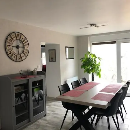 Les Aubennes Tatil Evi